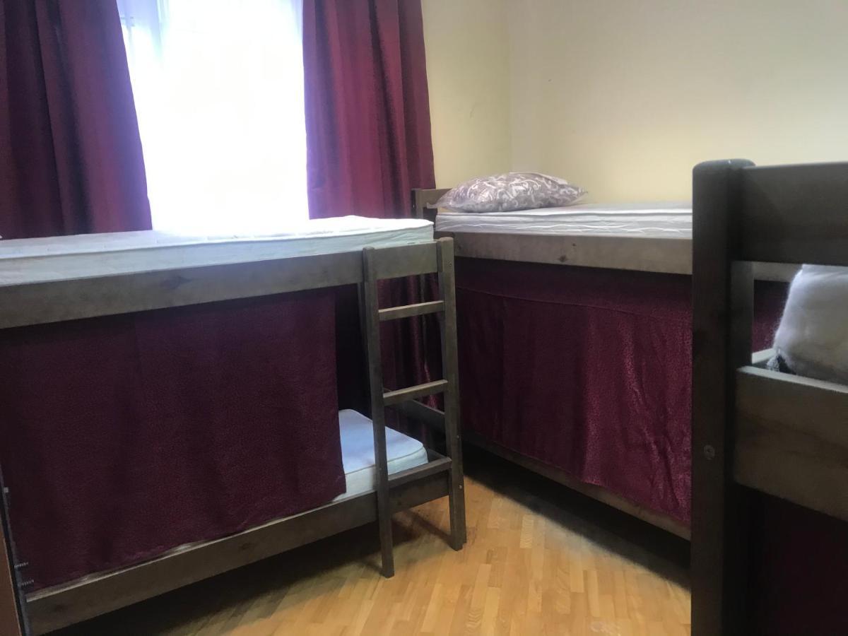 Ararat-Shulyavskaya Hostel Kiev Buitenkant foto